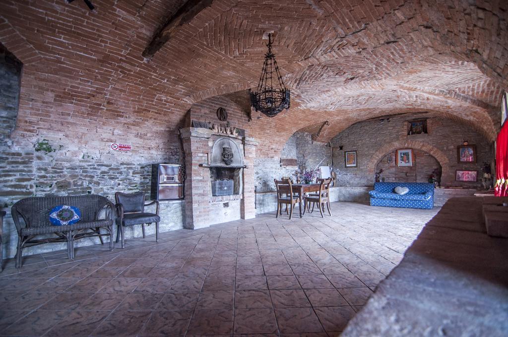B&B I Colori Dell'Arcobaleno Belvedere Langhe 외부 사진