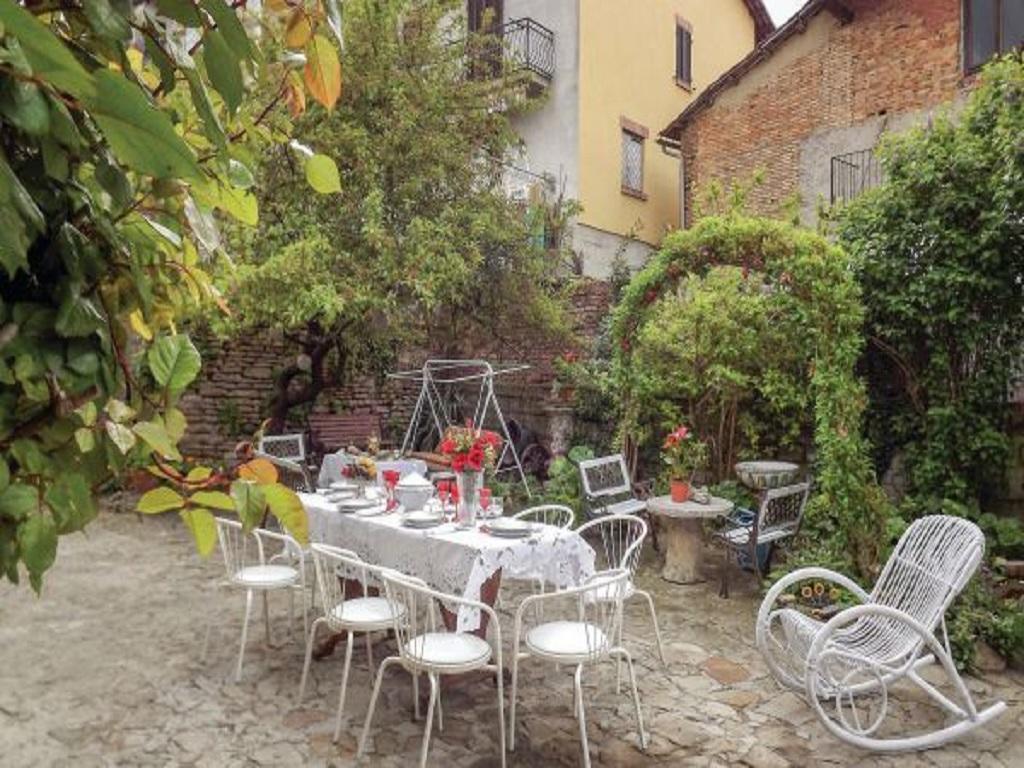 B&B I Colori Dell'Arcobaleno Belvedere Langhe 외부 사진