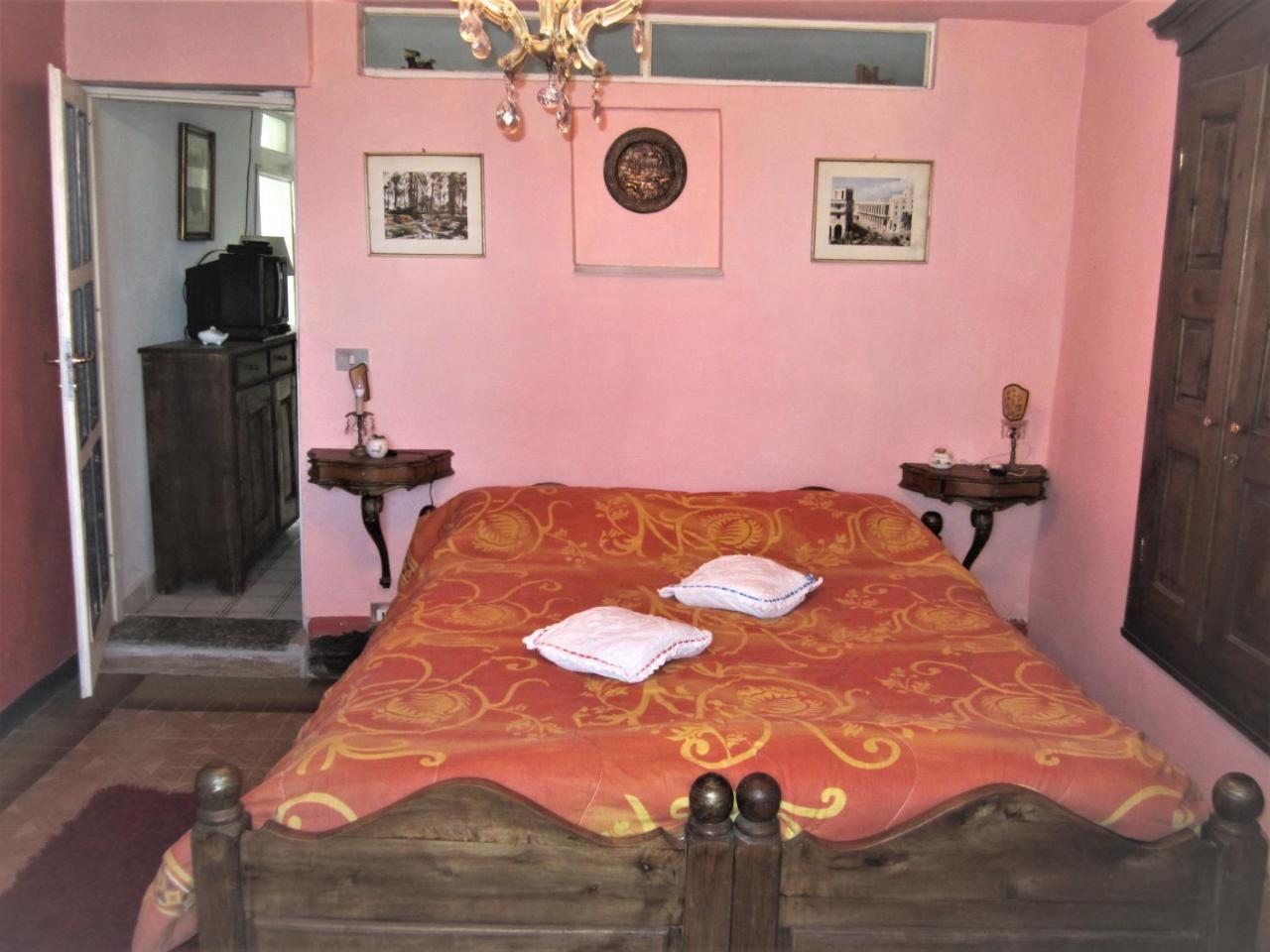 B&B I Colori Dell'Arcobaleno Belvedere Langhe 외부 사진