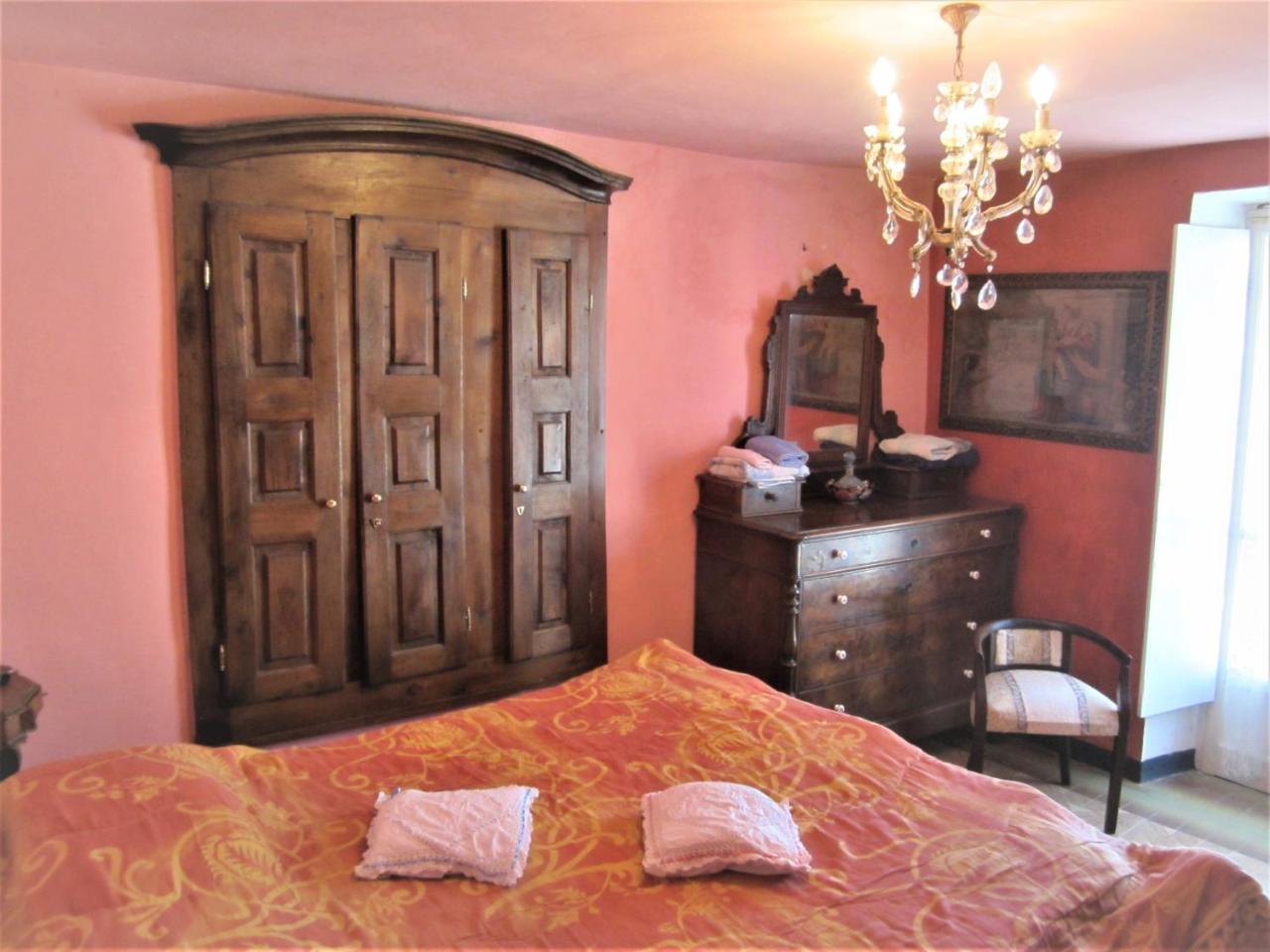 B&B I Colori Dell'Arcobaleno Belvedere Langhe 외부 사진